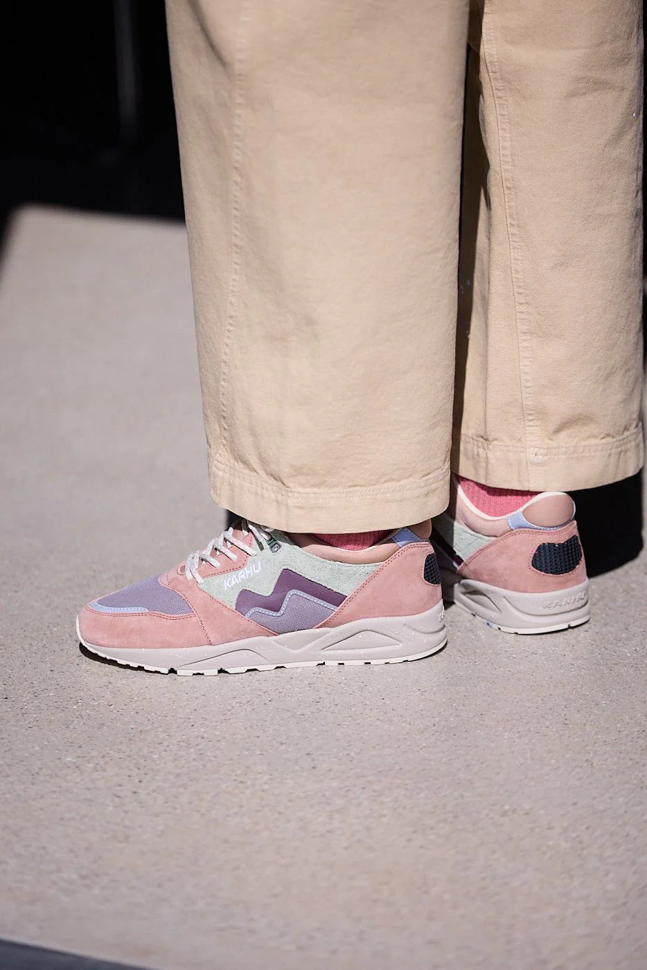 ARIA 95 - WARM TAUPE / FIG - Image 10