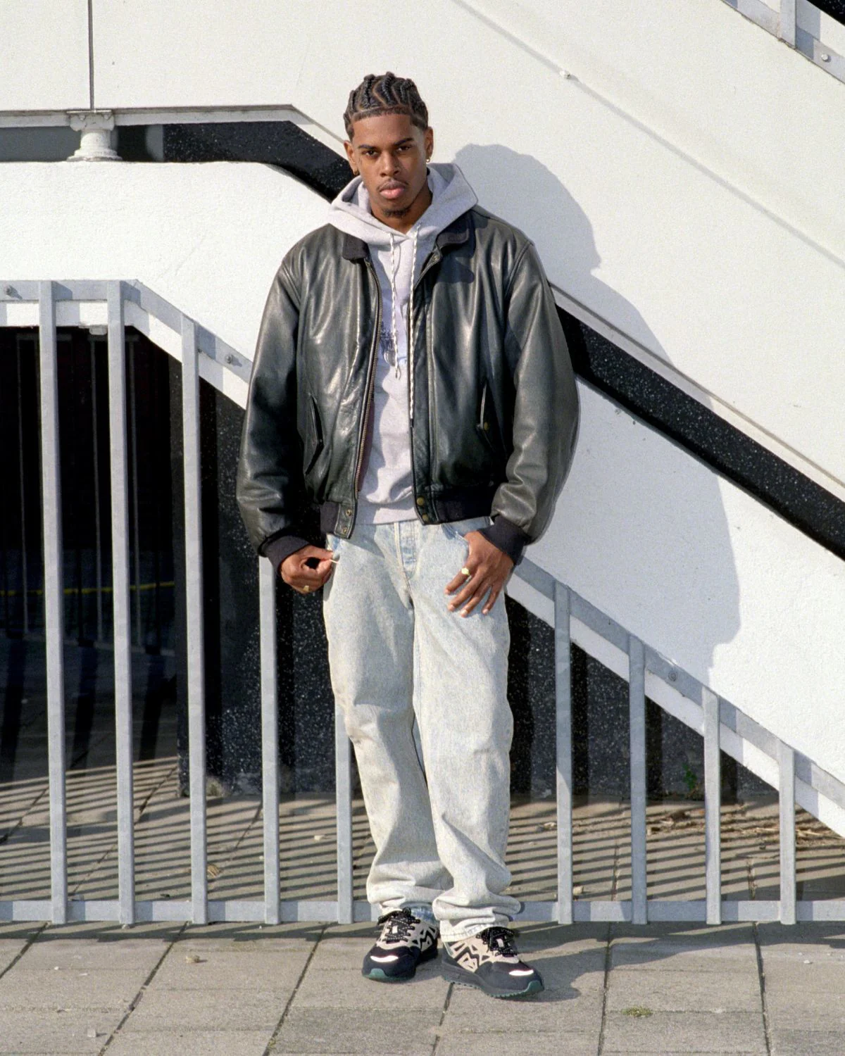 LEGACY 96 - CAVIAR / ABBEY STONE - Image 10