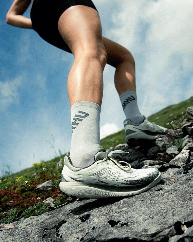 MEN'S IKONI ATR - ICICLE / YELLOW PLUM - Image 9