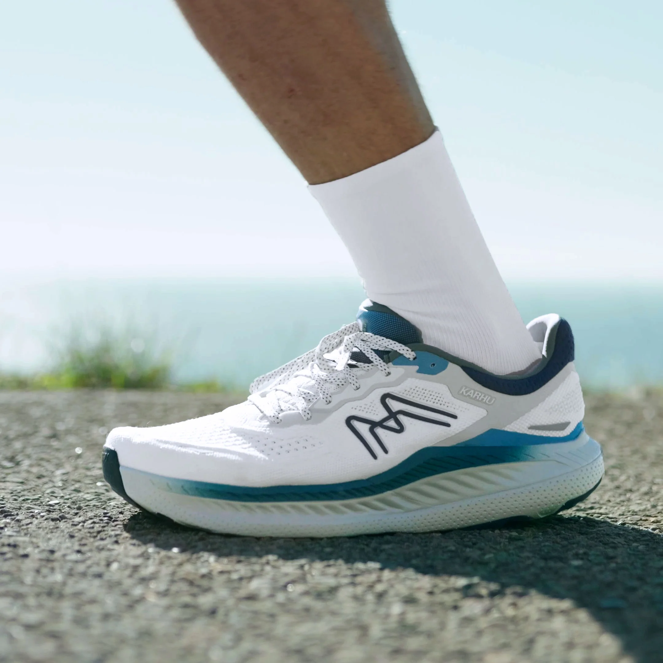 MEN'S MESTARI RUN 2.0 - BLANC DE BLANC / AZURE BLUE - Image 2