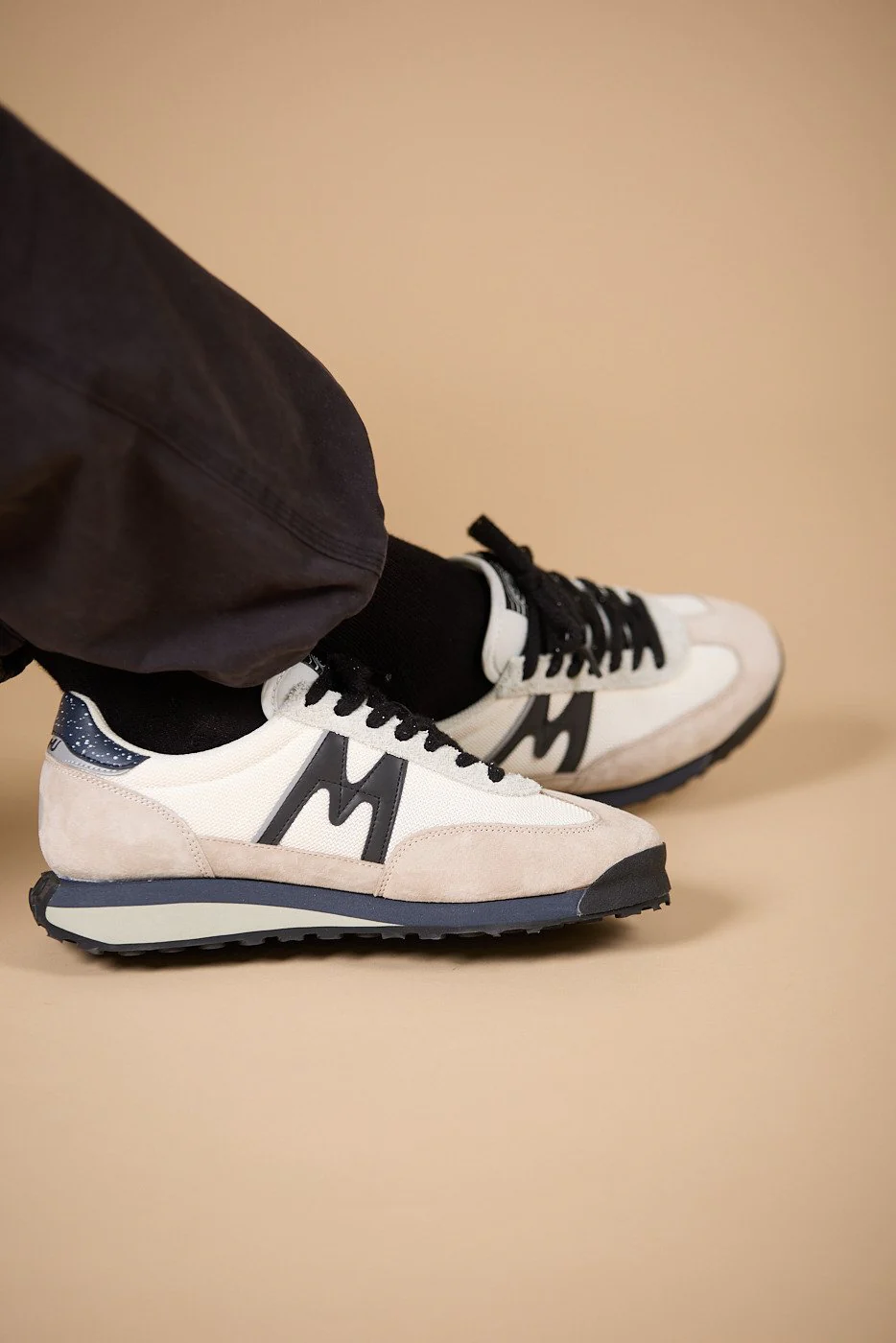MESTARI CONTROL - SILVER LINING / JET BLACK - Image 10