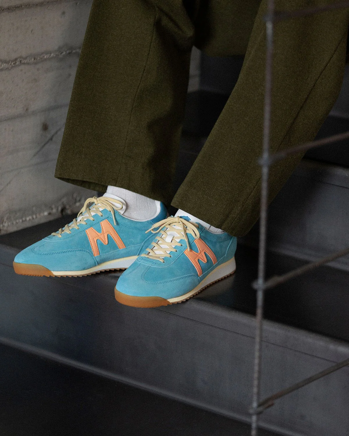 MESTARI 76 - DELPHINIUM BLUE / PEACH FUZZ - Image 10