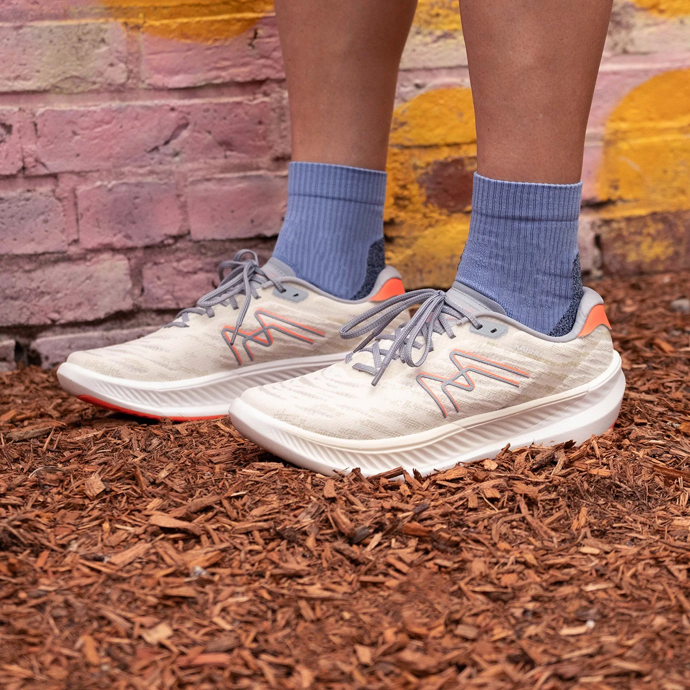WOMEN'S FUSION 4.0 - VANILLA ICE / FIERY CORAL - Image 2