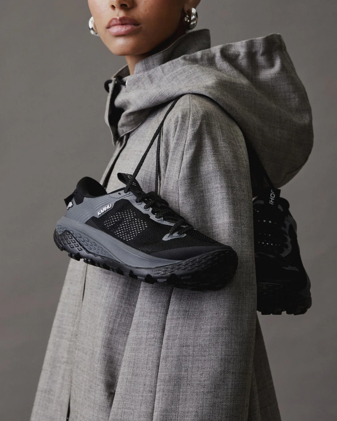 WOMEN'S IKONI TRAIL WR - BLACK / BLACK - Image 11
