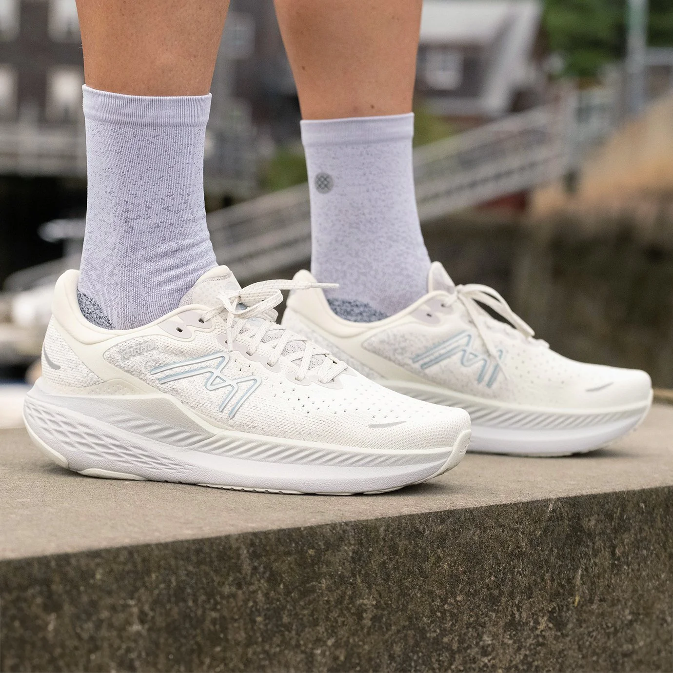 WOMEN'S MESTARI RUN 1.5 - ICICLE / STERLING BLUE - Image 7