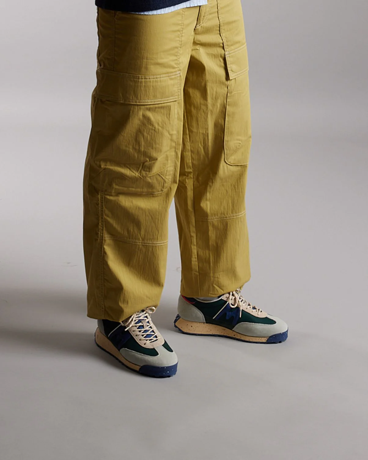 MESTARI CONTROL - FOGGY DEW / TRUE NAVY - Image 8